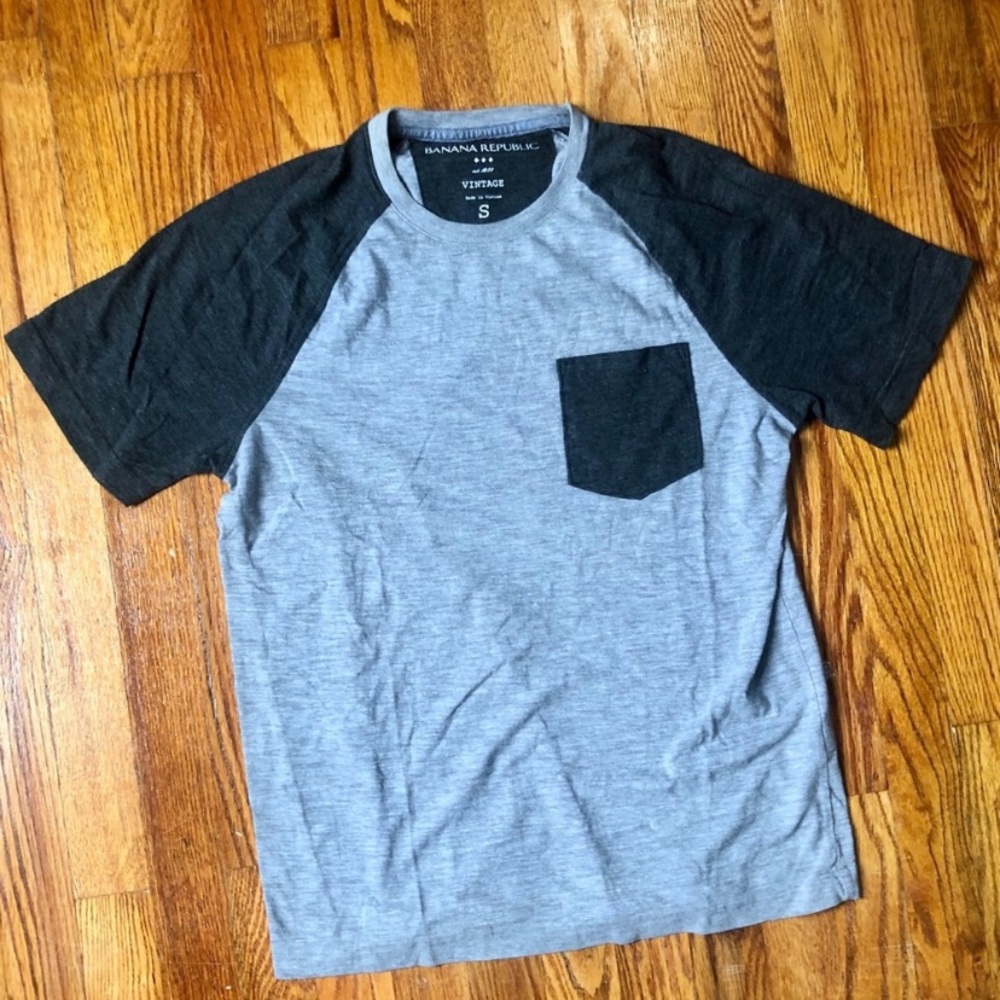BUNDLE — 3 T-SHiRTS - Picture 2 of 8